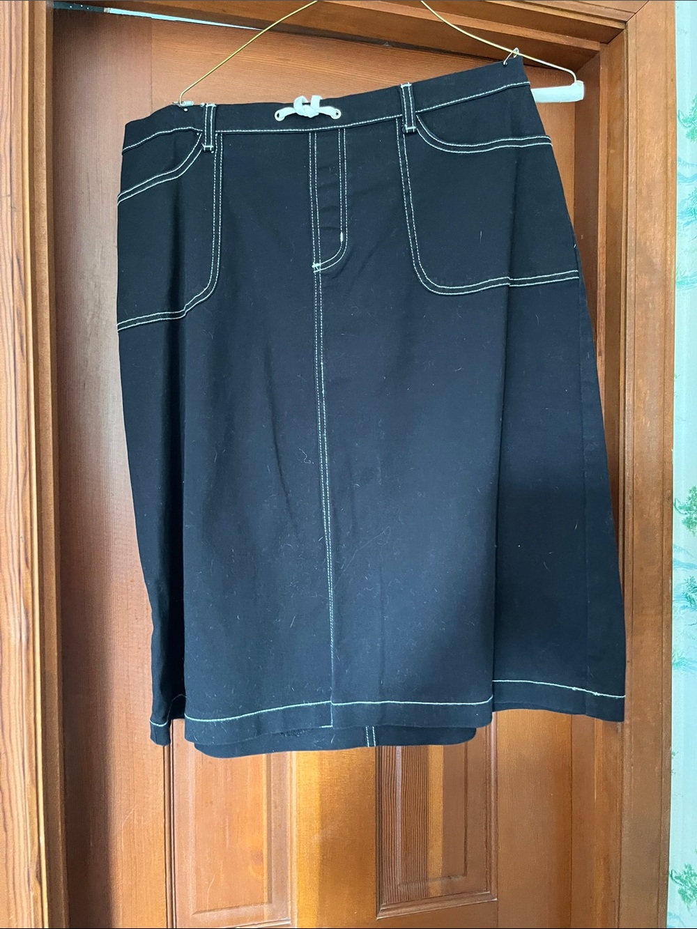 Denim & Co Black Denim Skirt Size L length 25 inches